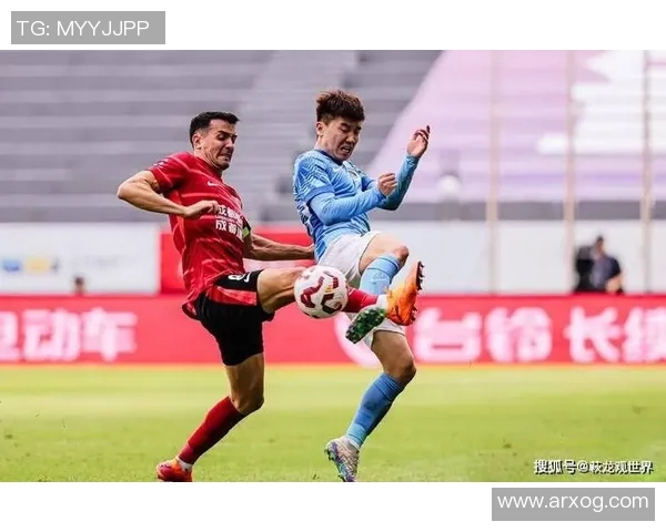 李镇全带球突破对手防线展现超凡技术引发球迷热议