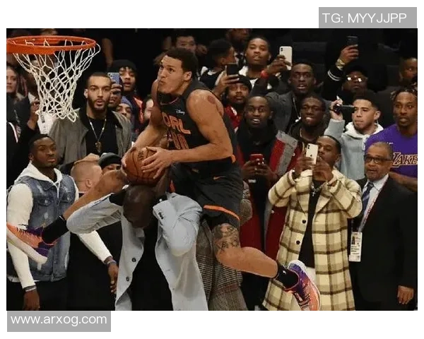 戈登助力纽卡冲击欧冠荣耀球队未来展望与挑战解析