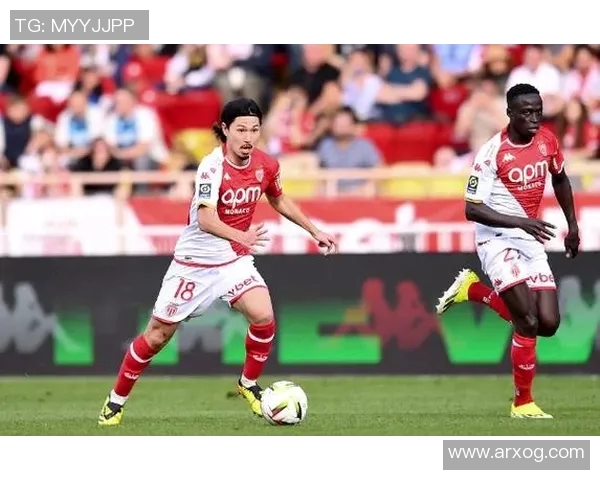 大巴黎豪取九连胜，领跑法甲积分榜，梅西首度进球助球队胜利