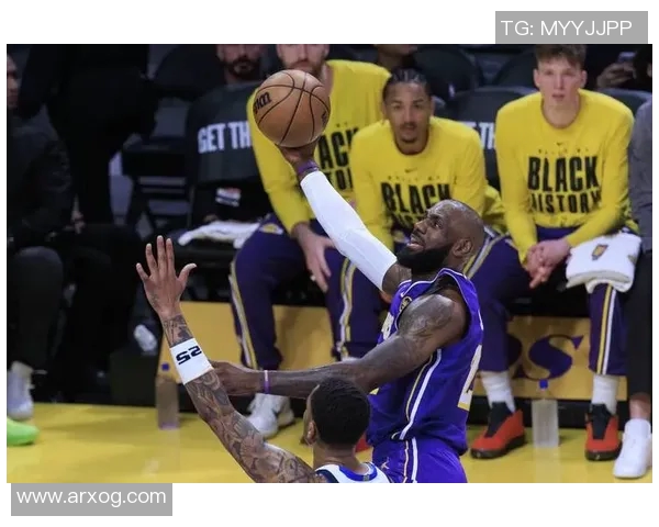 勒布朗-詹姆斯再次入选NBA全明星阵容，连续多年荣耀不断